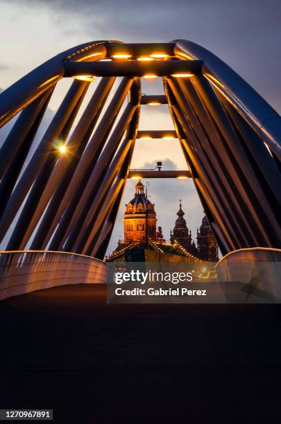 a dutch cityscape - amsterdam night stock pictures, royalty-free photos & images