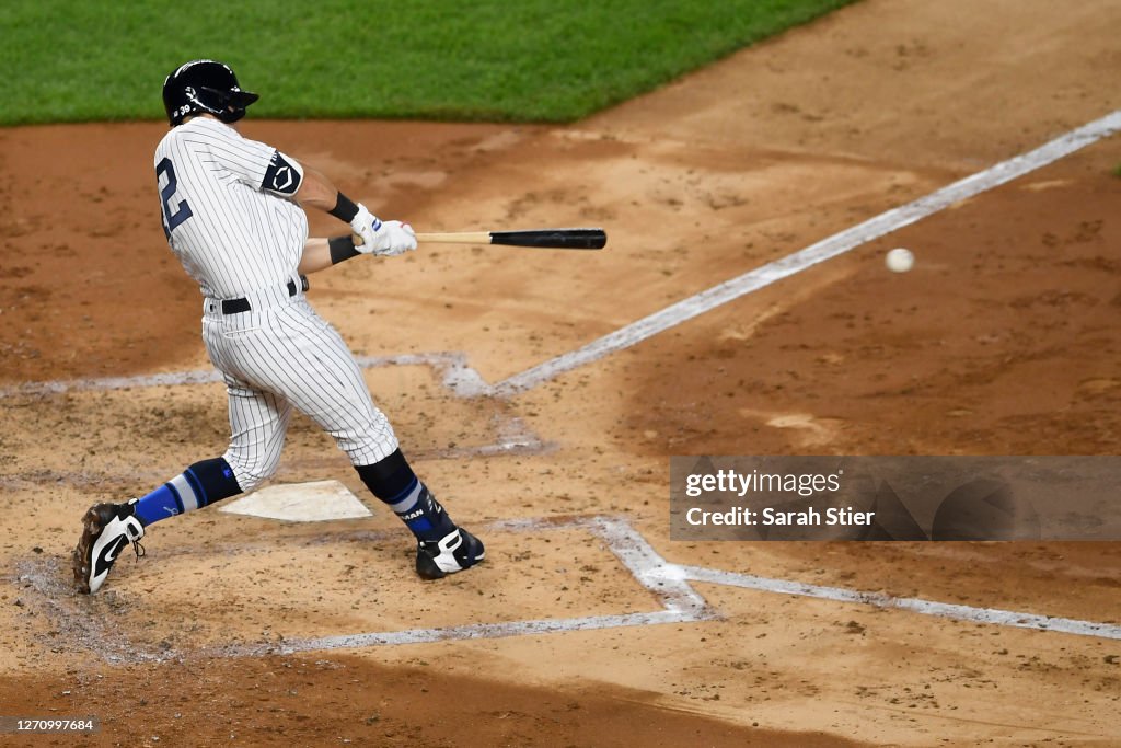 New York Yankees v New York Mets - Game Two