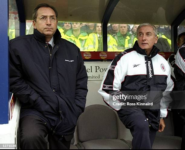 Liverpool's joint managers Gerard Houllier and Roy Evans in the dugout during the FA Carling Premiership match against Leicester City at Filbert...