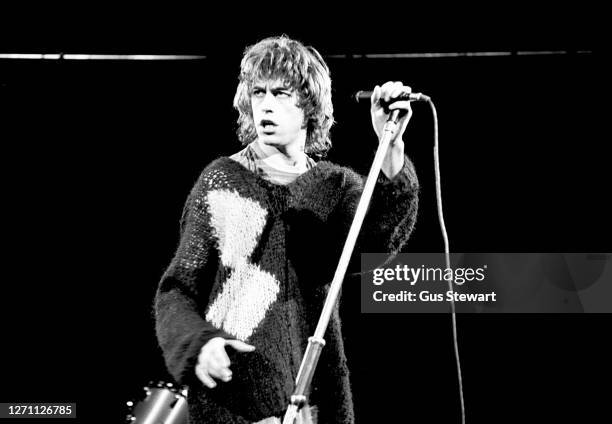 Bob Geldof of The Boomtown Rats performs on stage in London, England, in 1979.