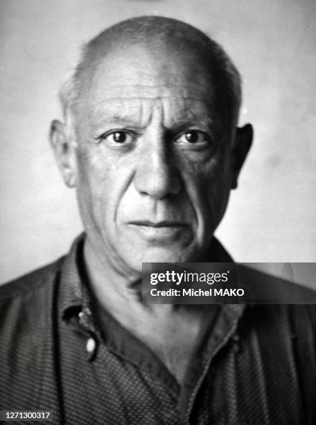 Portrait de Pablo Picasso en octobre 1950 à Vallauris, France.