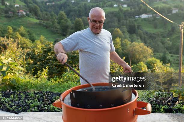 Bbq Smoker Drawing Photos and Premium High Res Pictures - Getty Images