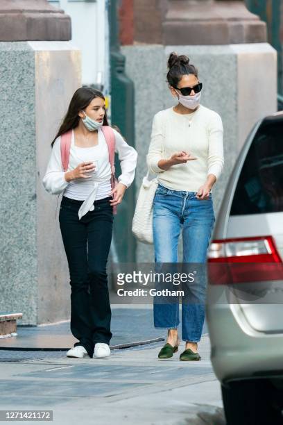 258 Katie Holmes And Suri Cruise Sighting In New York City September Photos  and Premium High Res Pictures - Getty Images