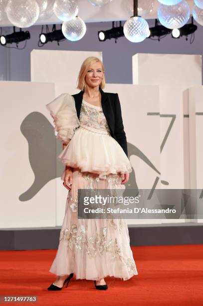 Cate Blanchett walks the red carpet ahead of the movie "Di Yi Lu Xiang" at the 77th Venice Film Festival on September 08, 2020 in Venice, Italy.