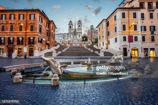 piazza di spagna plein in rome, italië - rome italië stockfoto's en -beelden