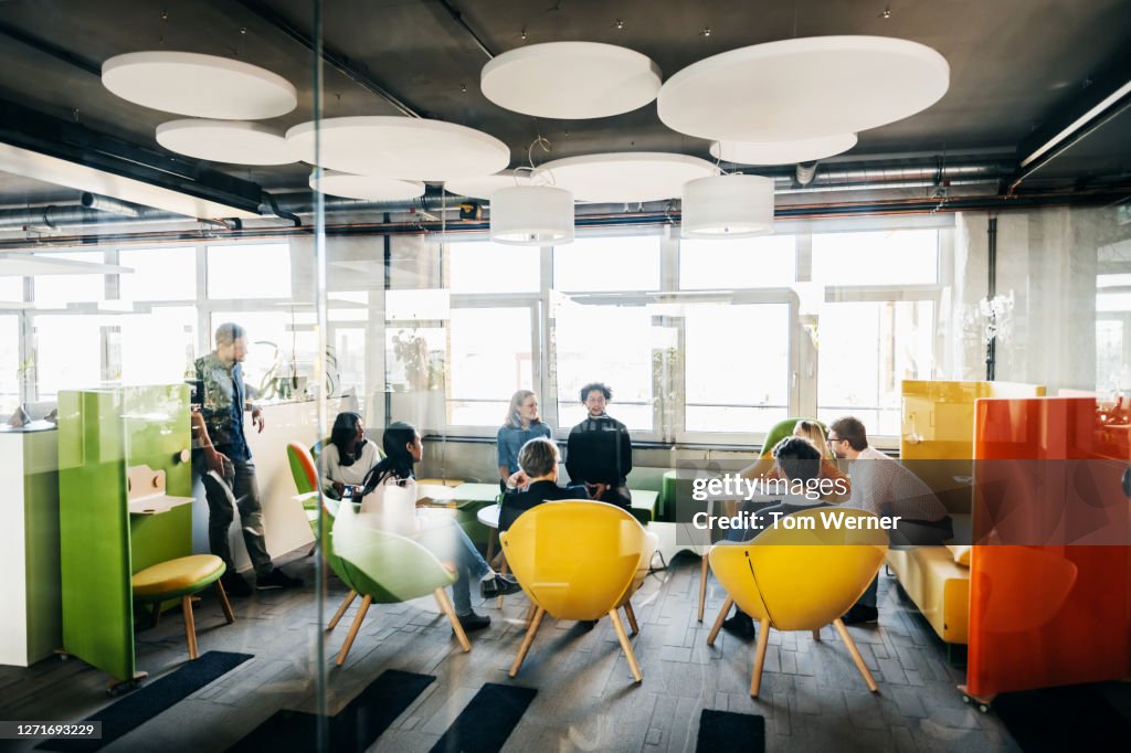 Seminar Between Team Leaders In Modern Office