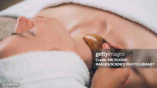 lymphatic drainage face massage - lymphatic system head stock pictures, royalty-free photos & images