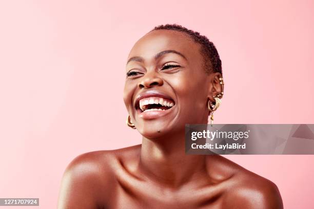 her beauty is beyond perfection - earring stock pictures, royalty-free photos & images