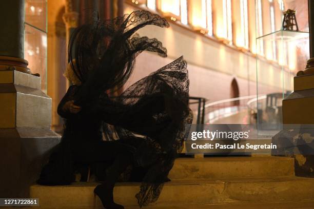 Ophelia Kolb poses for the "Il Medico Della Peste"- 2020/2021 Winter Franck Sorbier Haute Couture Maitre collection at Great staircase of the...