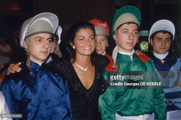 La femme jockey Darie Boutboul au bal des Casaques le 10 août 1985 à Trouville, France.
