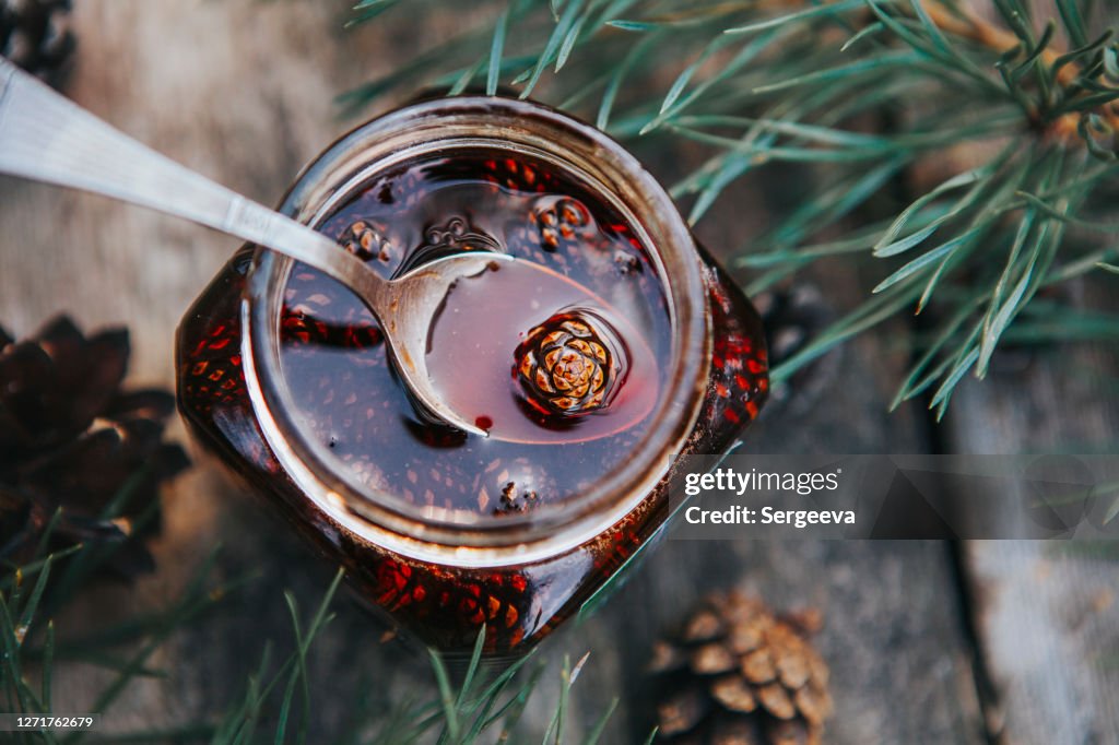 Pine cone Syrup