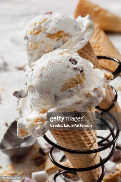 home made smores ice cream cones - serving scoop stock pictures, royalty-free photos & images