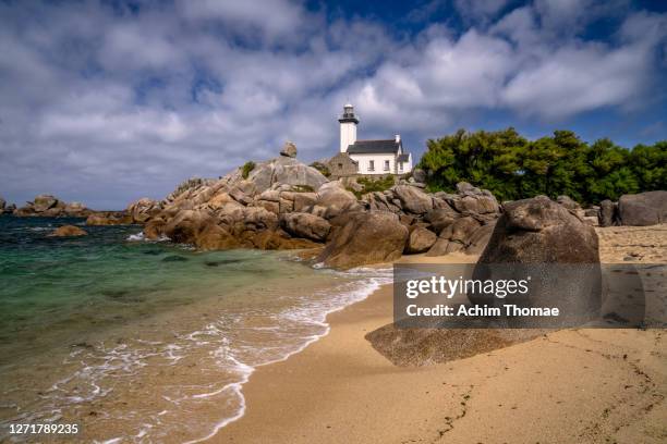 pontusval lighthouse, brittany, france, europe - finistere ストックフォトと画像