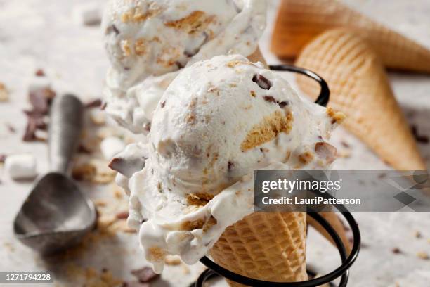 home made smores ice cream cones - serving scoop stock pictures, royalty-free photos & images