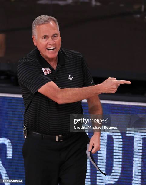 Mike D'Antoni of the Houston Rockets reacts during the first quarter against the Los Angeles Lakers in Game Four of the Western Conference Second...