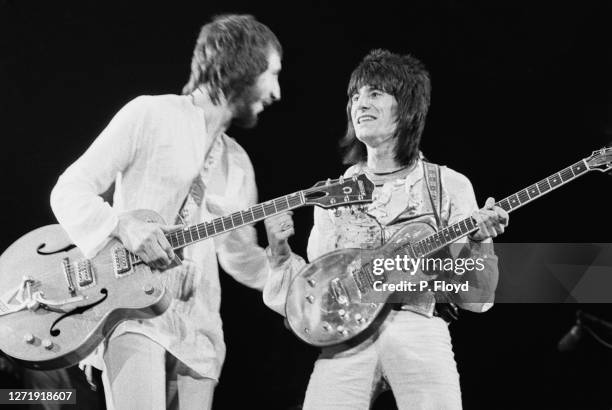 English guitarists Pete Townshend and Ronnie Wood appear in Eric Clapton's Rainbow Concert at the Rainbow Theatre, London, 13th January 1973....