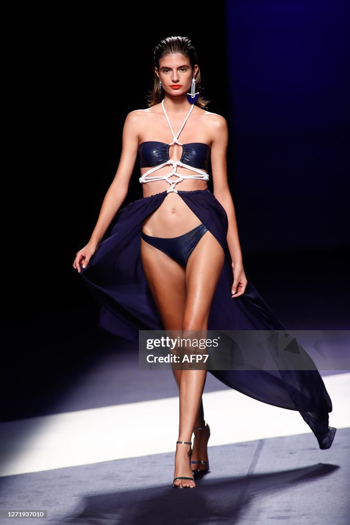 Dolores Cortes - Catwalk - Mercedes Benz Fashion Week Madrid Spring/Summer 2021