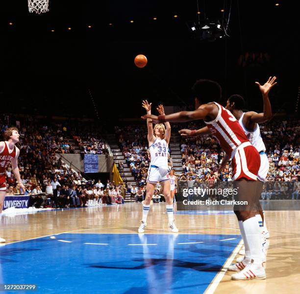 Larry Bird of the Indiana State Sycamores shoots a free throw against the Southern Illinois Salukis on January 22, 1979 at the Hulman Center in Terre...