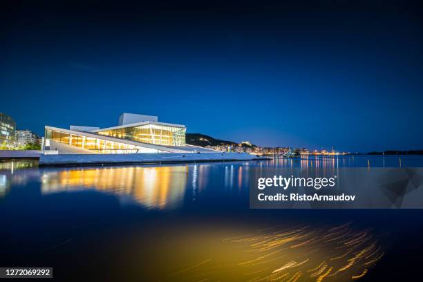oslo opera huis - opera stockfoto's en -beelden