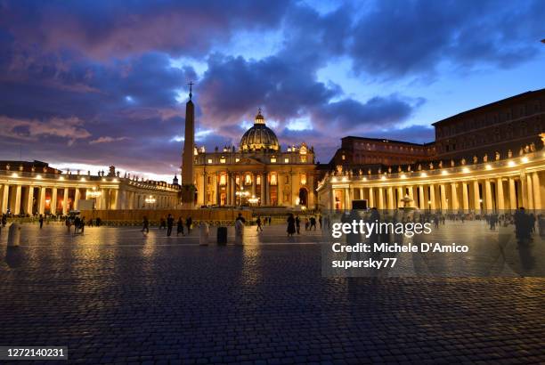 dusk on st. peter's basilica and st. peter's square in vatican - st peter's square stock pictures, royalty-free photos & images