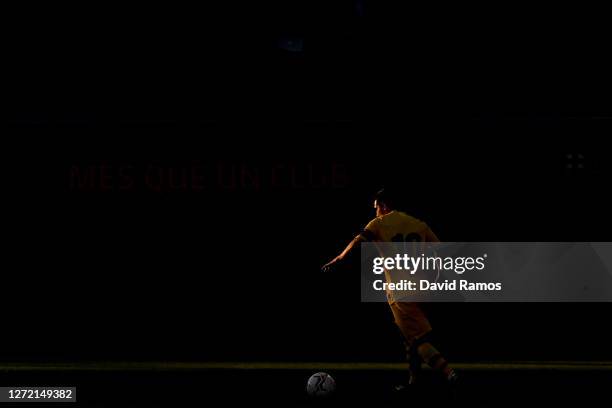 Messi Speed Messi Running Photos and Premium High Res Pictures - Getty Images