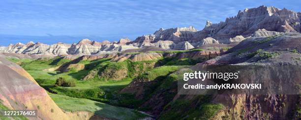 schönheit des badlands nationalparks - badlands national park stock-fotos und bilder