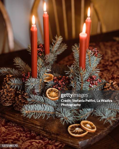 christmas center table decoration - pine cone stock pictures, royalty-free photos & images