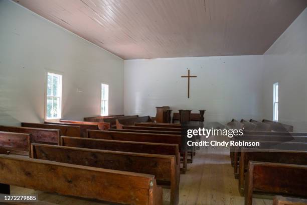 methodist church - cades cove, great smoky mountains national park, usa - wesley woods foto e immagini stock