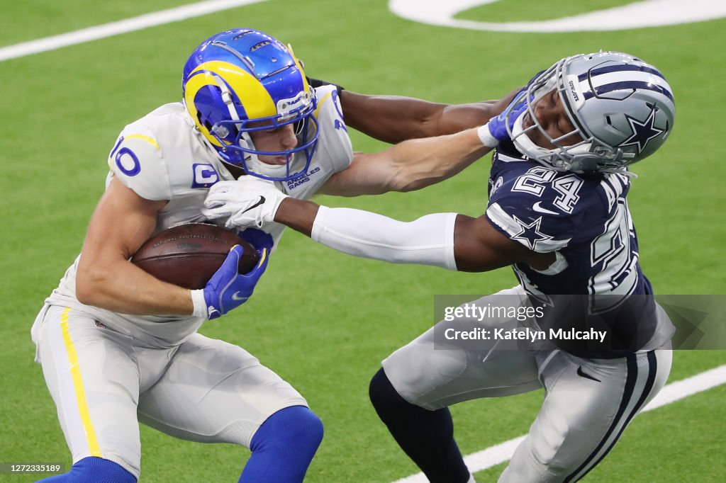 Dallas Cowboys v Los Angeles Rams