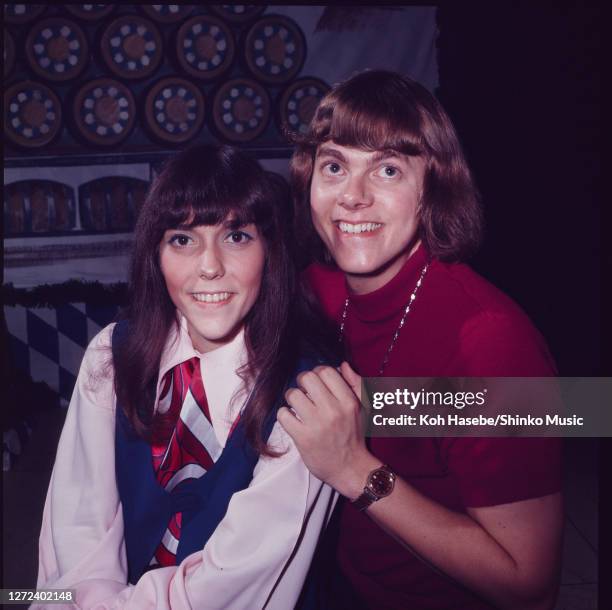 Karen Carpenter and Richard Carpenter of The Carpenters, photo session in Tokyo, Japan, 2nd June 1972.