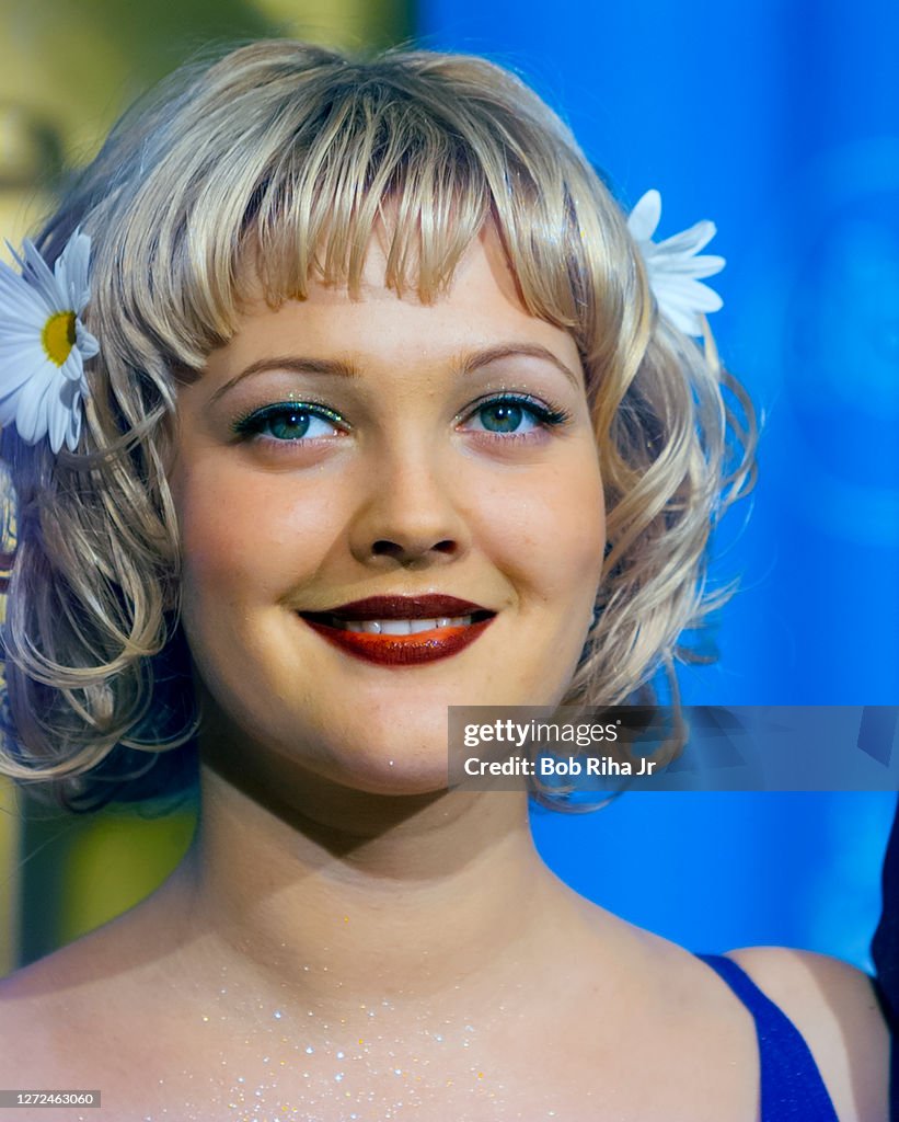 Drew Barrymore at Academy Awards 1998