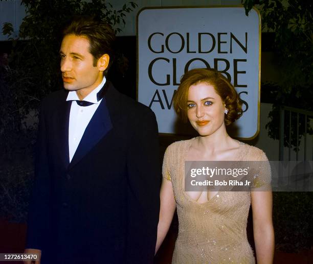 Gillian Anderson and David Duchovny at Golden Globe Awards Show, January 19, 1997 in Beverly Hills, California.