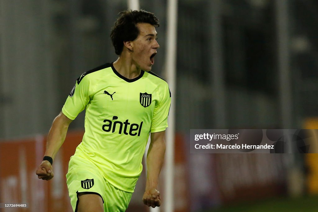 Colo Colo v Peñarol - Copa CONMEBOL Libertadores 2020