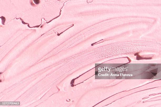 smears of transparent cosmetic gel - herbal medicine stock photos et images de collection