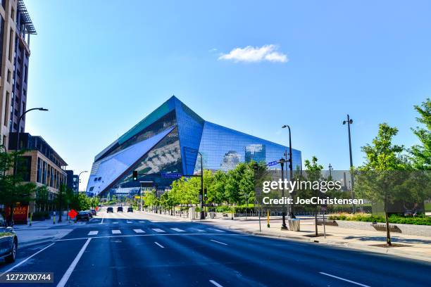 us bank stadium and surroundings in downtown minneapolis - re-model - us bank stadium minneapolis stock pictures, royalty-free photos & images