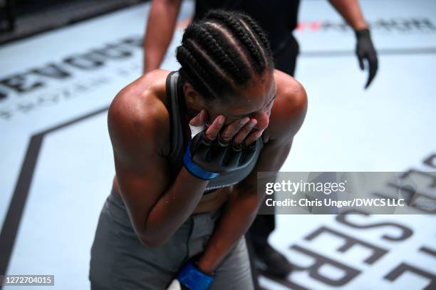 32 Taneisha Tennant Stock Photos, HighRes Pictures, and Images Getty