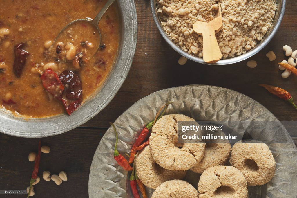 Wheat, yoghurt, black-eyed peas, red pepper, Tarhana soup