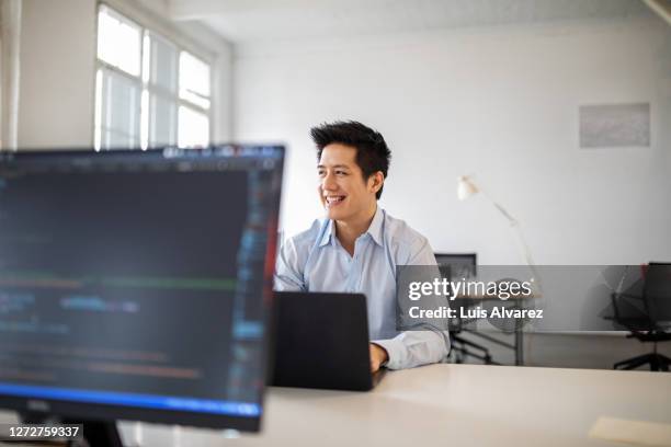 Indian Computer Programmer Photos and Premium High Res Pictures - Getty ...