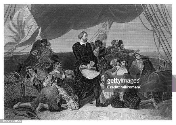 old engraved illustration of italian explorer christopher columbus in 1492 standing among his crew aboard the santa maria - san salvador stock pictures, royalty-free photos & images