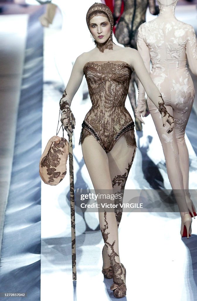 Jean Paul Gaultier - Runway - Fall/Winter 2003-2004 Paris Haute Couture Fashion Week