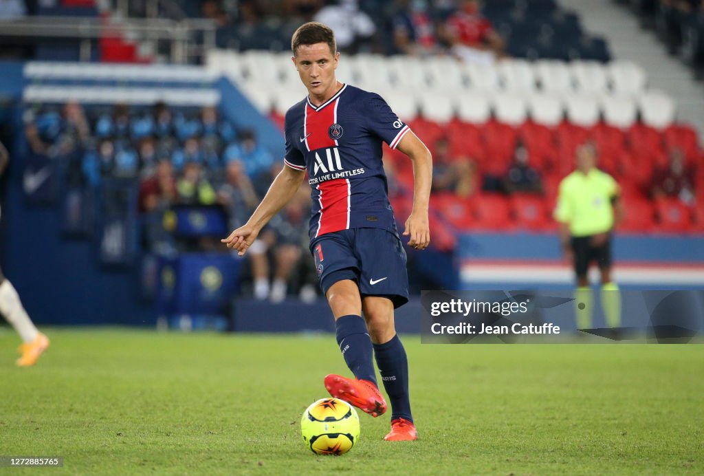 Paris Saint-Germain v FC Metz - Ligue 1