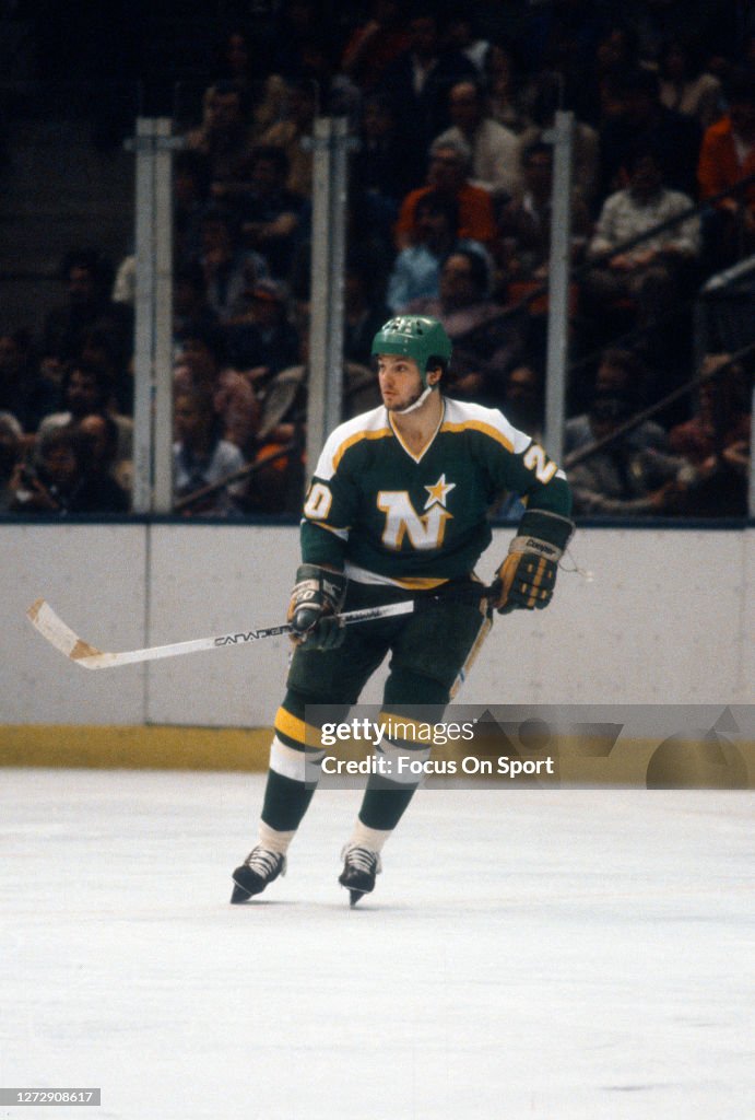 Minnesota Stars Dino Ciccarelli of the Minnesota North Stars skates against the New ...