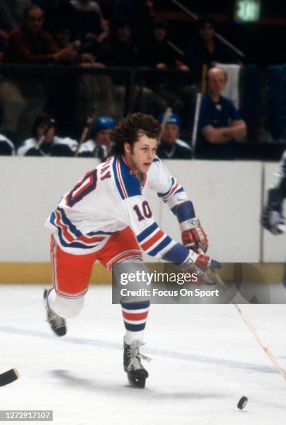 Ron Duguay of the New York Rangers skates during an NHL Hockey game circa 1979 at Madison Square Garden in the Manhattan borough of New York City....