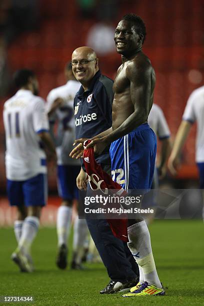 Mathieu Man Set Manset Photos and Premium High Res Pictures - Getty Images