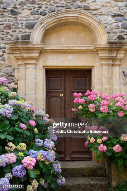 france, aveyron, sainte-eulalie-d'olt - erika sainte stock-fotos und bilder