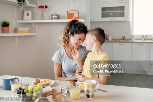 breakfast is a great way to start the day - mother's day breakfast stock pictures, royalty-free photos & images