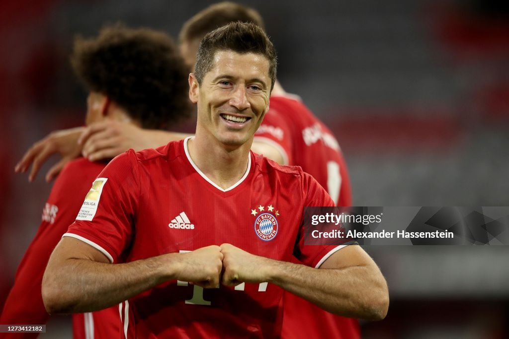 FC Bayern Muenchen v FC Schalke 04 - Bundesliga