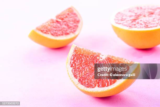 pompelmo - grapefruit stock pictures, royalty-free photos & images