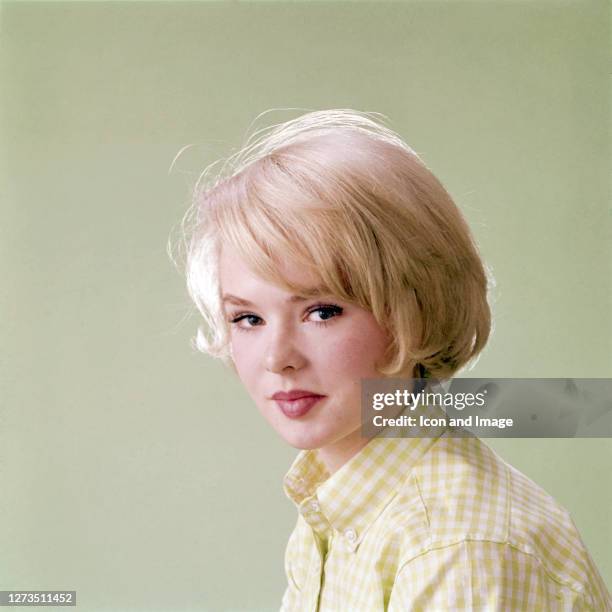 Joey Heatherton, the American actress, dancer, singer and sex symbol of the 1960s and 1970s, poses for a studio portrait in Los Angeles, CA, circa...