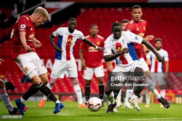 Donny van de Beek of Manchester United scores their first goal during the Premier League match between Manchester United and Crystal Palace at Old...